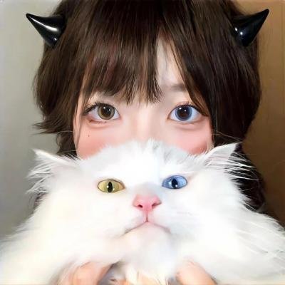 璀璨不可及的她