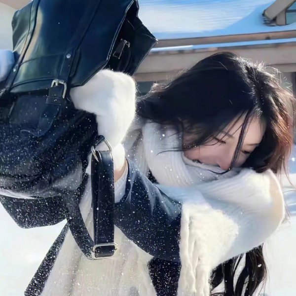 穿成草包，被祸害的一家人有救了